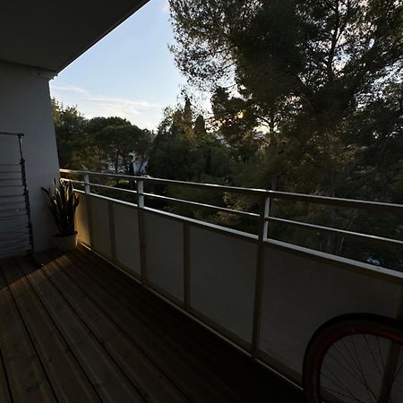 Tres Bel Appartement Кан Екстериор снимка